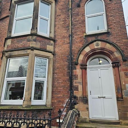 Carlisle City Centre. Spacious Apartment. Ideal Location. Exterior photo